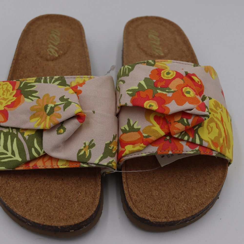 Aerie Tropical Print Slide Slip On Sandals 9 Nwot
